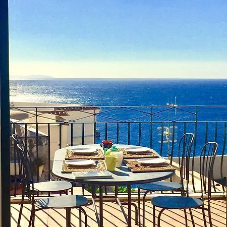 Rooftop Flat In * אמאלפי