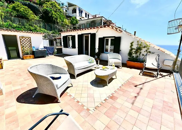 Apartment Rooftop Flat In 