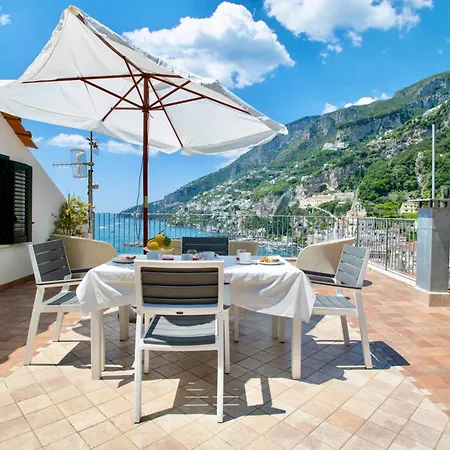 Apartment Rooftop Flat In 
